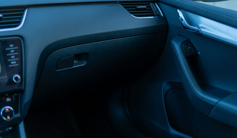 Škoda Octavia 1,4 tsi full